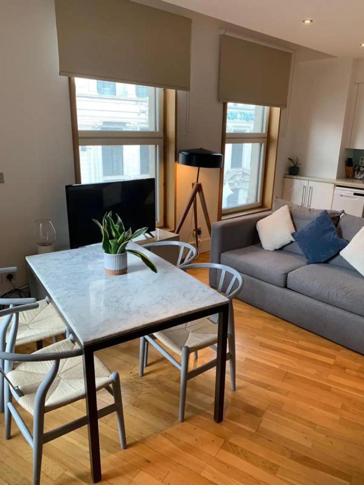 High Apartment In St James-Piccadilly Cov10 London Exteriör bild